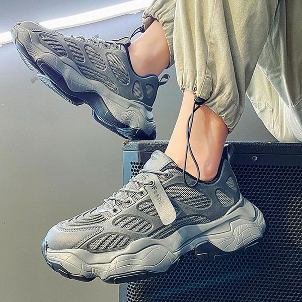 

2022 ale running shoes men women black white mens trainers outdoor sports sneakers