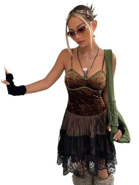 

contrast lace ruffle hem velvet cami dress s7zv#, Black;gray
