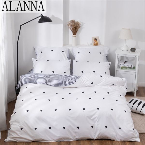 Alanna X1004 Set biancheria da letto solido stampato Set biancheria da letto per la casa 47 pezzi Modello adorabile di alta qualità con fiore albero stella 210309
