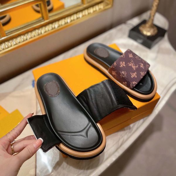 

famous brand slippers letter printed platform slipper designer summer shoes couple flat bottom alv sandals classic luxury flip flop pool pil, Black