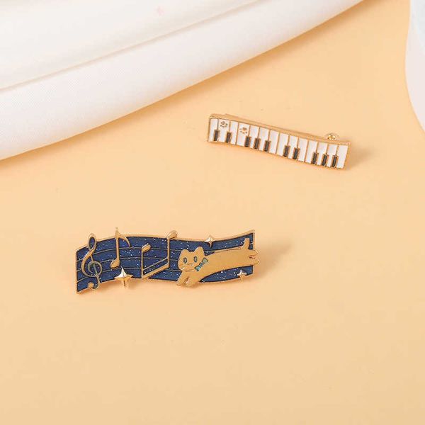 Love Music Brooch Piano Cat Notes Starry Sky Beautiful Brooch Gift Metal Plated Geometric Badge Parath