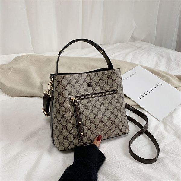 

53% off online sale fashion versatile retro popular one messenger
