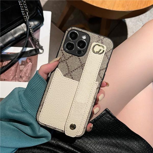 

Luxury Designers 13 Promax IPhone Case Phone Cover For Pro Max Mimi 12 11 Xr Xs X 7 8 Puls 6 Wrist Strap Shockproof Fashion Phone Case, Brown