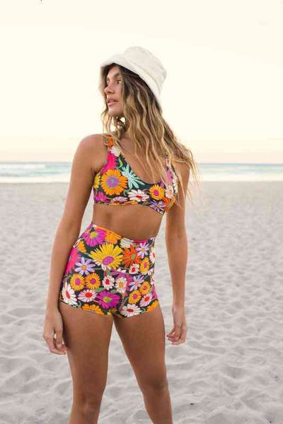 

corner split flat printed swimsuit high waist youthful and conservative, White;black
