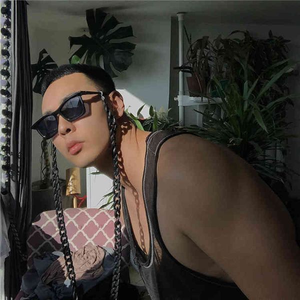 

sunglsses style fshionle plte squre str with hin sunglsses, White;black