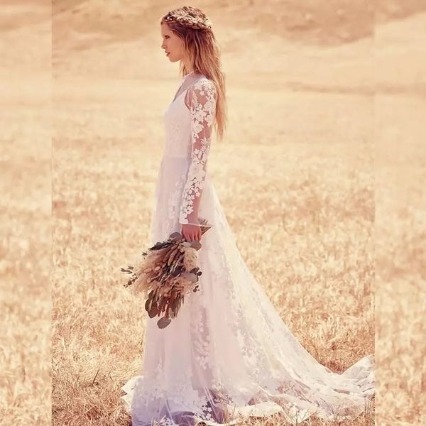 

elegant long sleeve lace sweetheart a-line long wedding dress, White