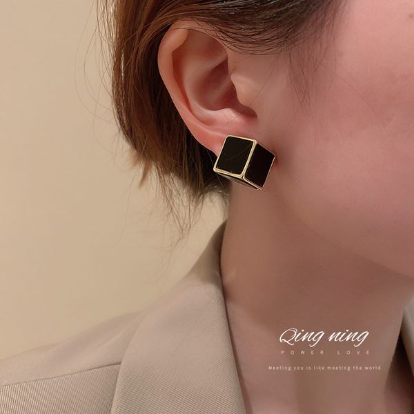 

925 silver needle south korea dongdaemun stylish and simple personality stud earrings three-dimensional square earrings internet celebrity d, Golden