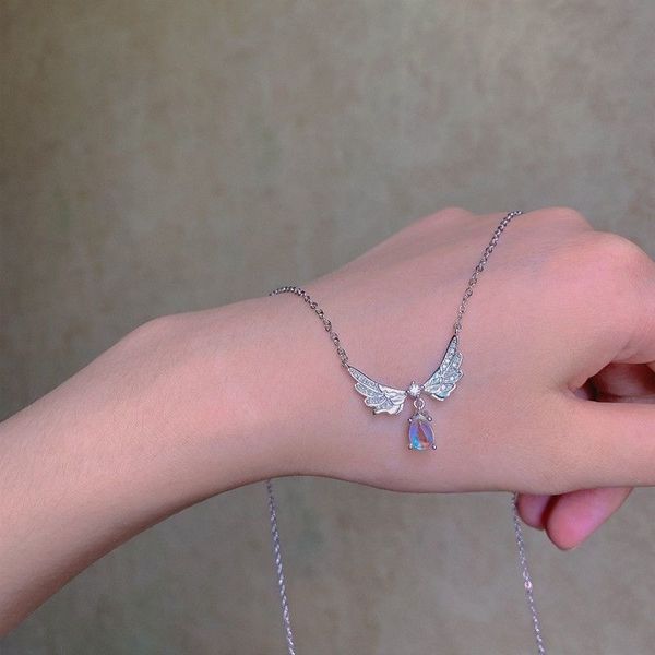 

angel wing moonstone pendant necklace female light luxury sense high-grade clavicle chain exquisite and versatile accessories, Silver