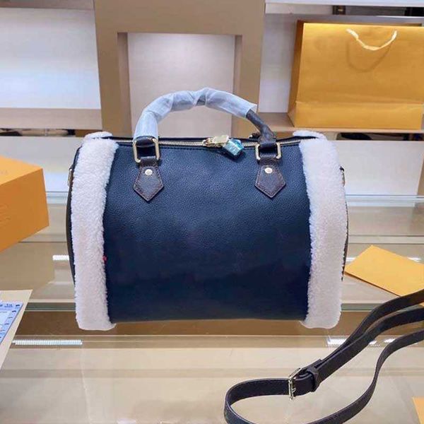 

women shoulder bag purse quality crossbody pillow bag lady lamb wool handbag high capacity tote pouch nice