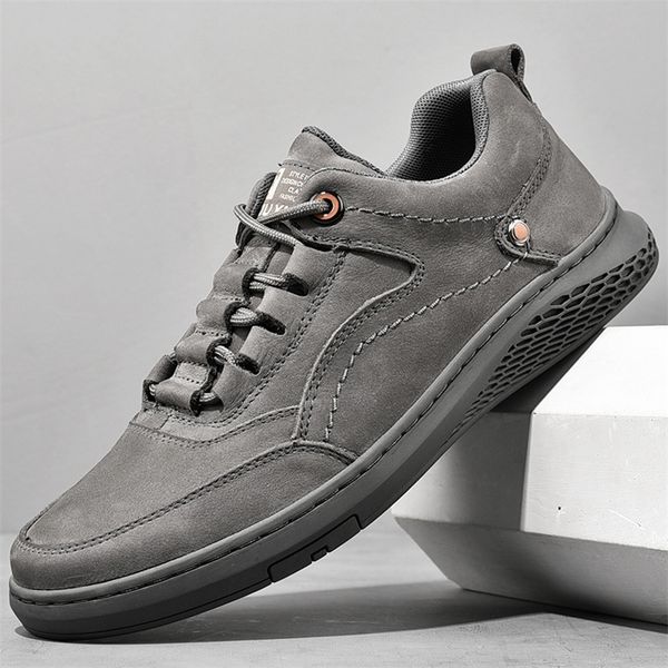 

men s genuine leather shoess lace up trend comfortable shoes outdoor british fashion high sneakers moccasins 220602, Black;white