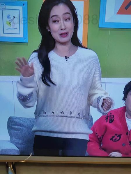 

women's sweaters designer 2022 spring and autumn zhangxiaofei's same white sweater with color matching shiny sleeves diamond inlai, White;black