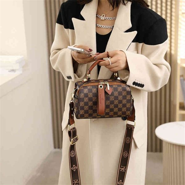 

50% off online sale store women's red one shoulder messenger handbag printed boston bucket bag ge8y izla
