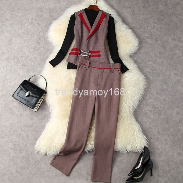 

women's two piece pants autumn and winter women's thous bird lattice vest + slim fit sweater high waist small leg pants temperamen, White