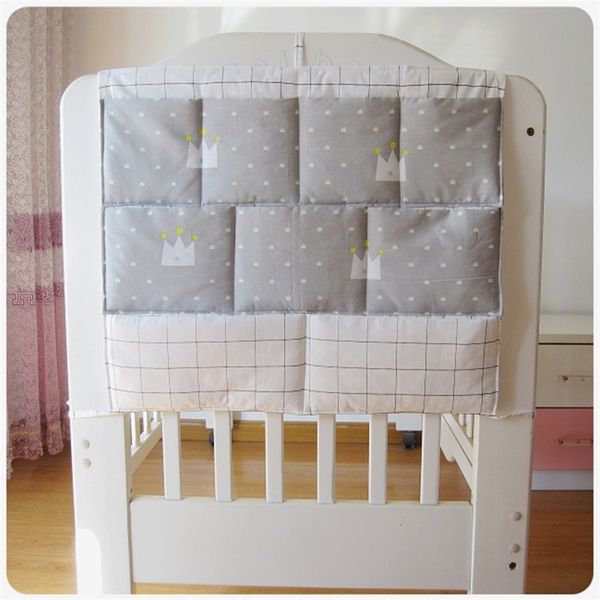 Saco de armazenamento pendurado na cama Brand Band Brand Baby Algody Crib Organizer 5060cm Bolso de fralda de brinquedo para roupas de cama de berço 220531