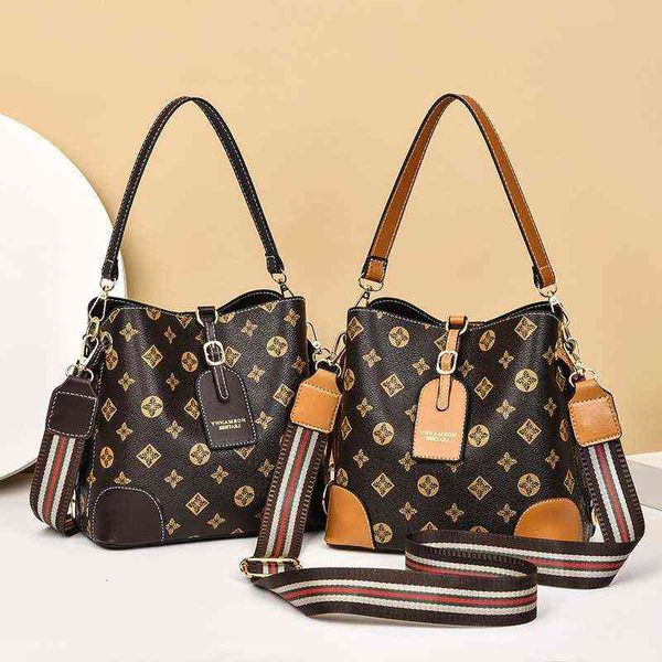 

2022 versatile single shoulder women's bag trend menger