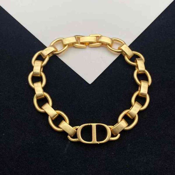 

jewel new letter bracelet necklace female red star letter bracelet earrings, Golden;silver