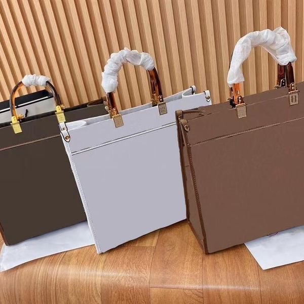 

designer new style totes fashion women letter logo printing limited edition high capacity leather handbag luxury classic single-shoulder bag