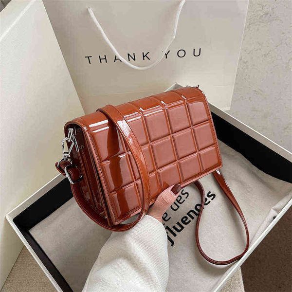 

bag female early spring new fashion texture lacquer leather smooth surface simple popular small square bag single shoulder messenger 220509