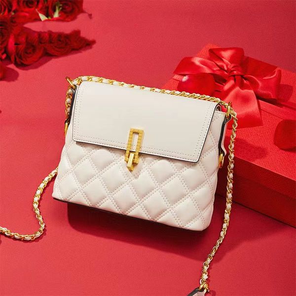 

2022 fashion designer diamond bag chain bag shoulder women's messenger bag