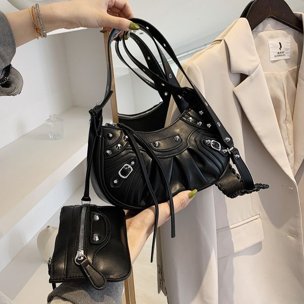 

designer bags 2022 new metal rivets decorated crossbody shoulder underarm bag 26cm