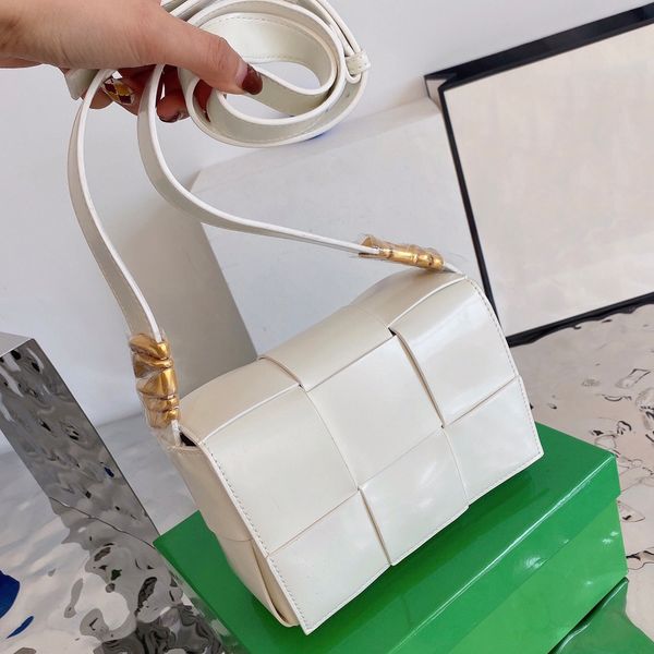 

2022 women bags crossbody handbag one-shoulder pillow versatile design leather stylish high-end small square handbag 250