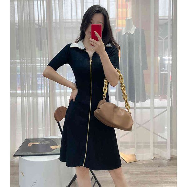 

casual dresses france's  family 21 early autumn front zipper large lapel stitched knitted dress letter button ice silk a-line skirt, Black;gray