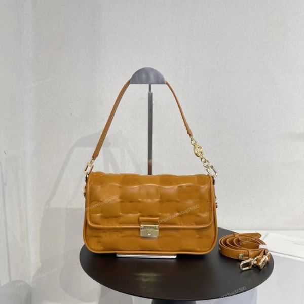 

luxurys tote bags large capacity bag genuine leather shoulder messenger plain patchwork letter canvas open soft baguette moon single strap d