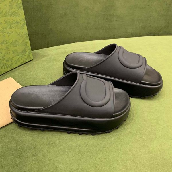 

2022 summer new outdoor sandals slippers women's fashion versatile middle heel leather platform platform with flip-flops sandal 32, Black