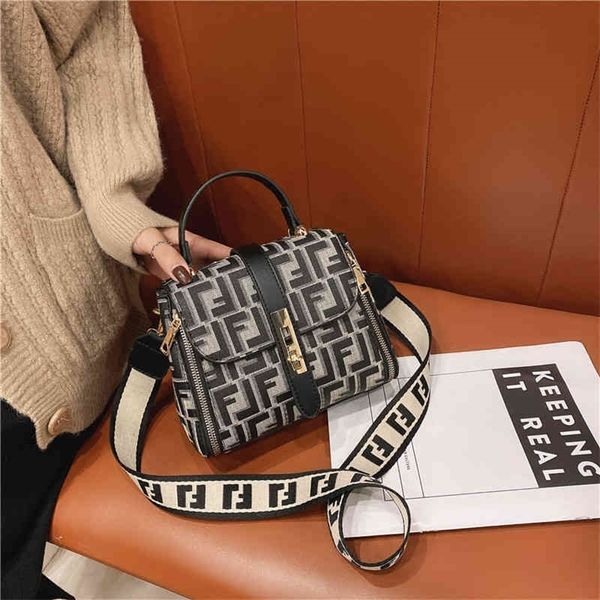 

wholesale shop online handbag single shoulder large capacity small versatile style