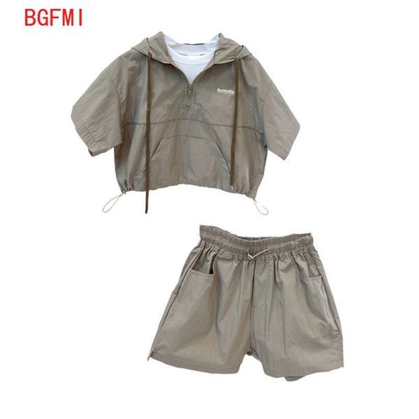 

kids children clothing summer clothes baby boy suit short sleeved fake two piece hoodie shorts 2 pcs set with drawstring 220620, White