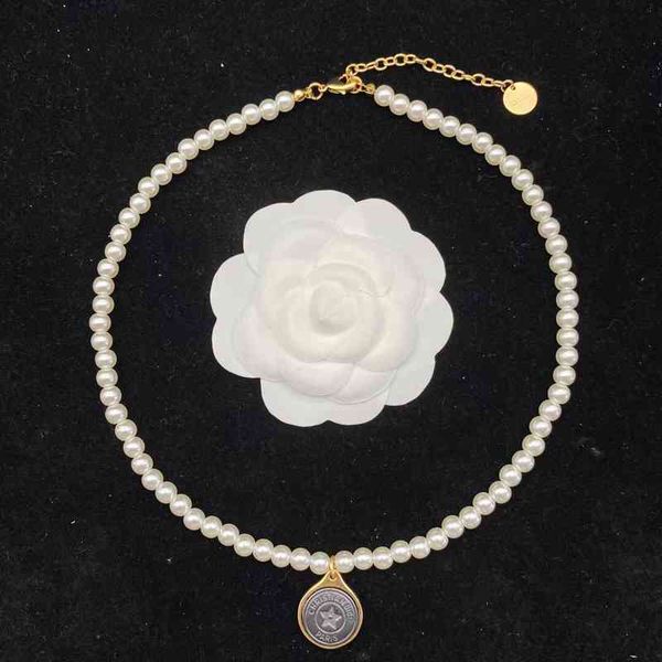 

outlet 2022 new black letter pearl necklace women's versatile classic neck chain