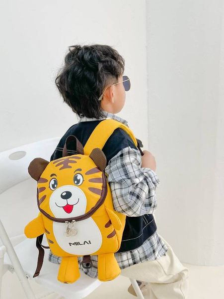 

boys cartoon tiger design flap backpack she