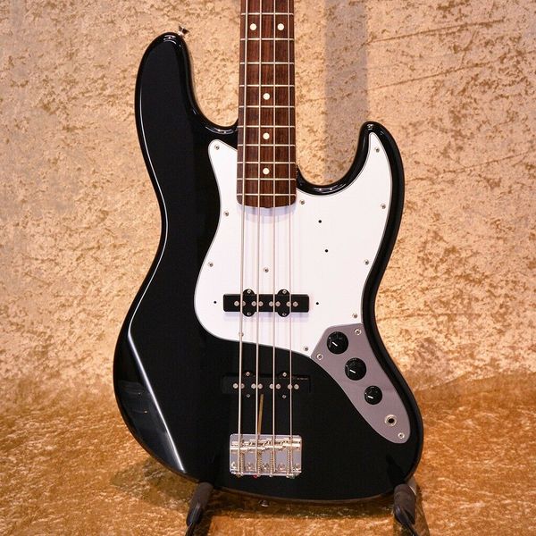 

jb62 electric bass made in japan #c6007 same of the pictures