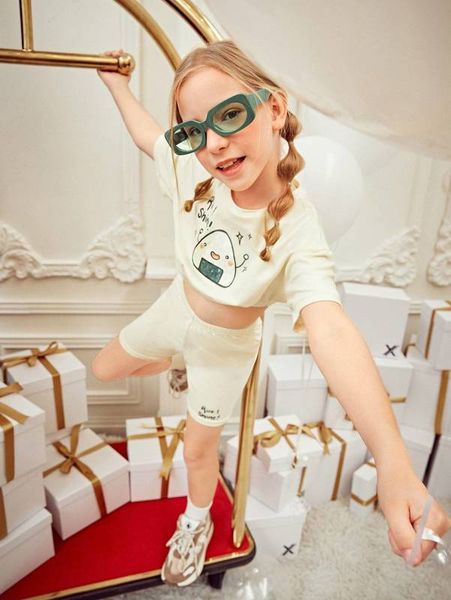 

x mschibious girls cartoon graphic tee & letter print shorts she, White