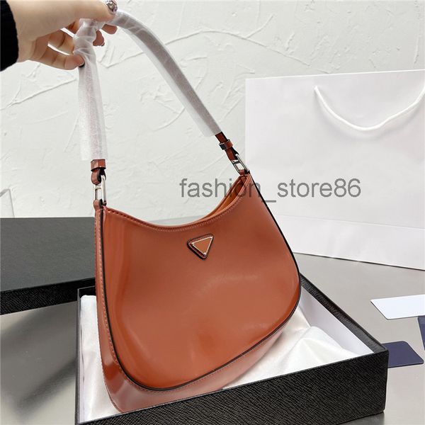 

hobo bag fashion designers womens shoulder bags handbag women luxurys designers axillary bags backpack totes cleo brushed leather wallet