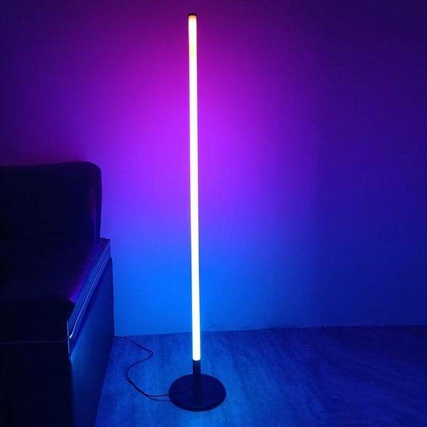 Stehlampen Lampe 360-Grad-leuchtendes RGB-buntes Atmosphärenlichtnetzwerk Promi-empfohlener kreativer intelligenter Pickup-Lampenboden