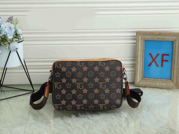 

hh fashion messenger shoulder bags brand air wallet men's 2022 zipper luxurys designers leather bag waist full of pack body c kqrjj