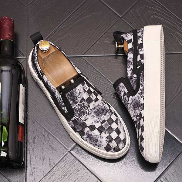 

luxury designer shoes men fashion graffiti printing causal flat platform prom shoes moccasins rock loafers for man, Black