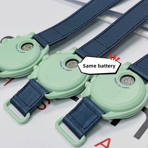 

moonswatch plastic timing quartz movement mens watch so33g100 mission to earth 42mm green blue dial with box l5, Slivery;brown
