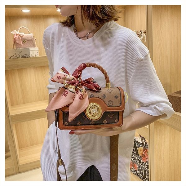 

factory online sales texture hand fortune women's 2022 new fashion foreign style silk scarf small square bag single shoulder messenger
