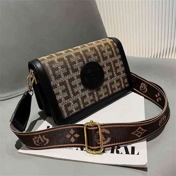 

clearance 62% off fashion square small and versatile, wide strap, single shoulder diagonal bag, female