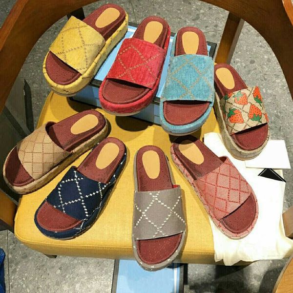 

2022 designer woman slippers fashion beach thick bottom platform women shoes alphabet lady sandals leather high heel large size 35-42, Black