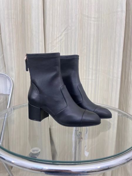 

the new 2022 kaka autumn/winter classic stretch boot leather is super soft and comfortable, Black