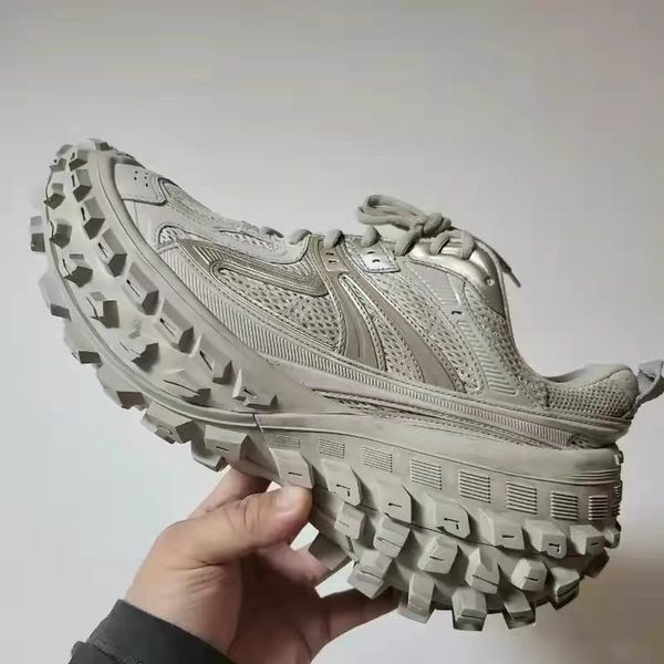 

men women designer casual shoes sneakers platform defender beige black tire shoes mens trainers sports sneakers 35-45 with box