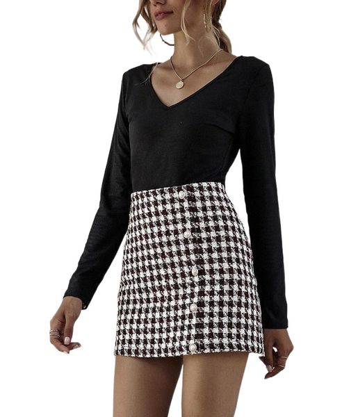

vintage black plaid mini skirt women fashion high waist pearl decor office lady party a-line pencil skirts mujer 2022 clothing c43e#