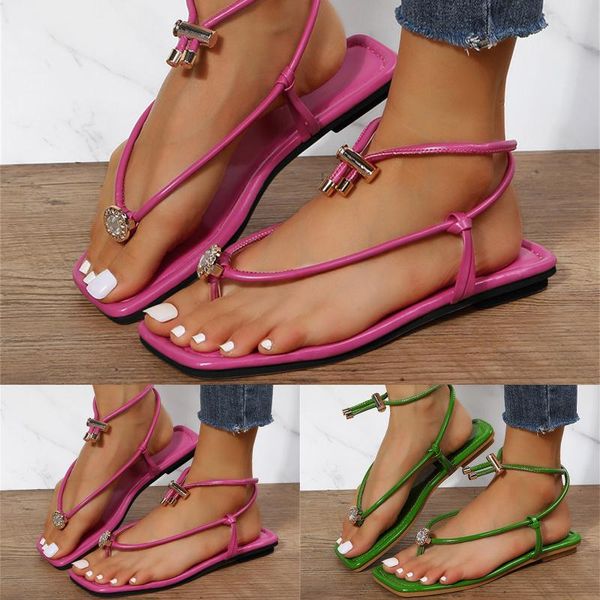 Sandali da donna moda estate tinta unita in pelle strass infradito spiaggia punta chiusa per donna sandali eleganti