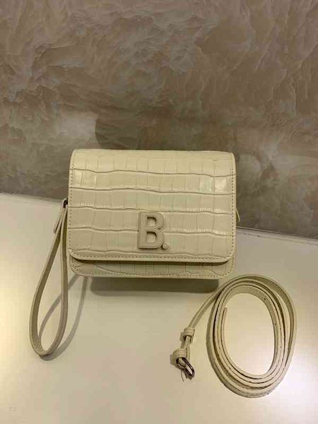 

new leather cherry blossom powder crocodile pattern beancurd bag sling shoulder organ messenger bag outlet770f