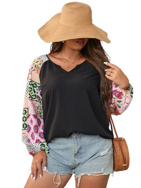 

plus geo print raglan sleeve notched neck d3rn#, Black