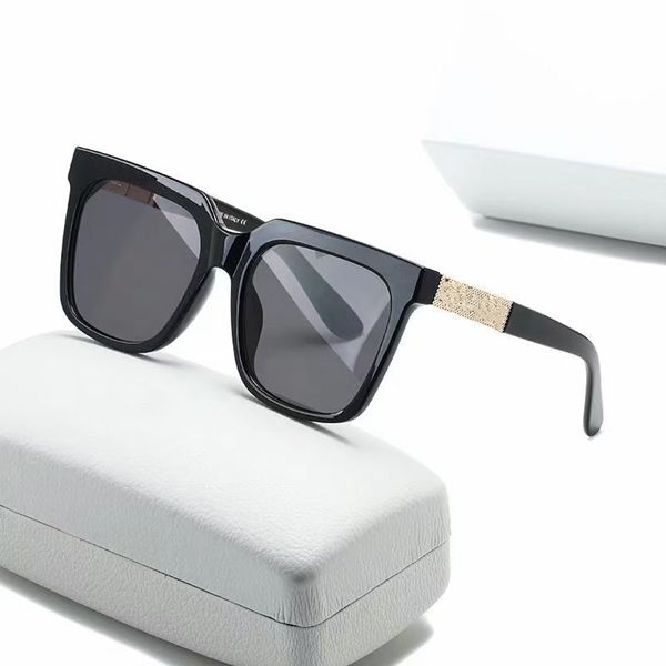 

sunglasses for men and women summer style new anti-ultraviolet retro plate square full frame fashion random box, White;black
