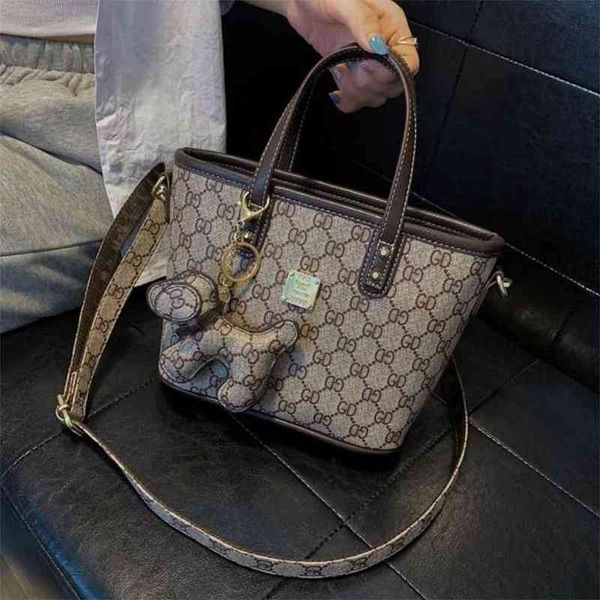 

50% off factory store online discounts bucket european and american fashion versatile large capacity handbag